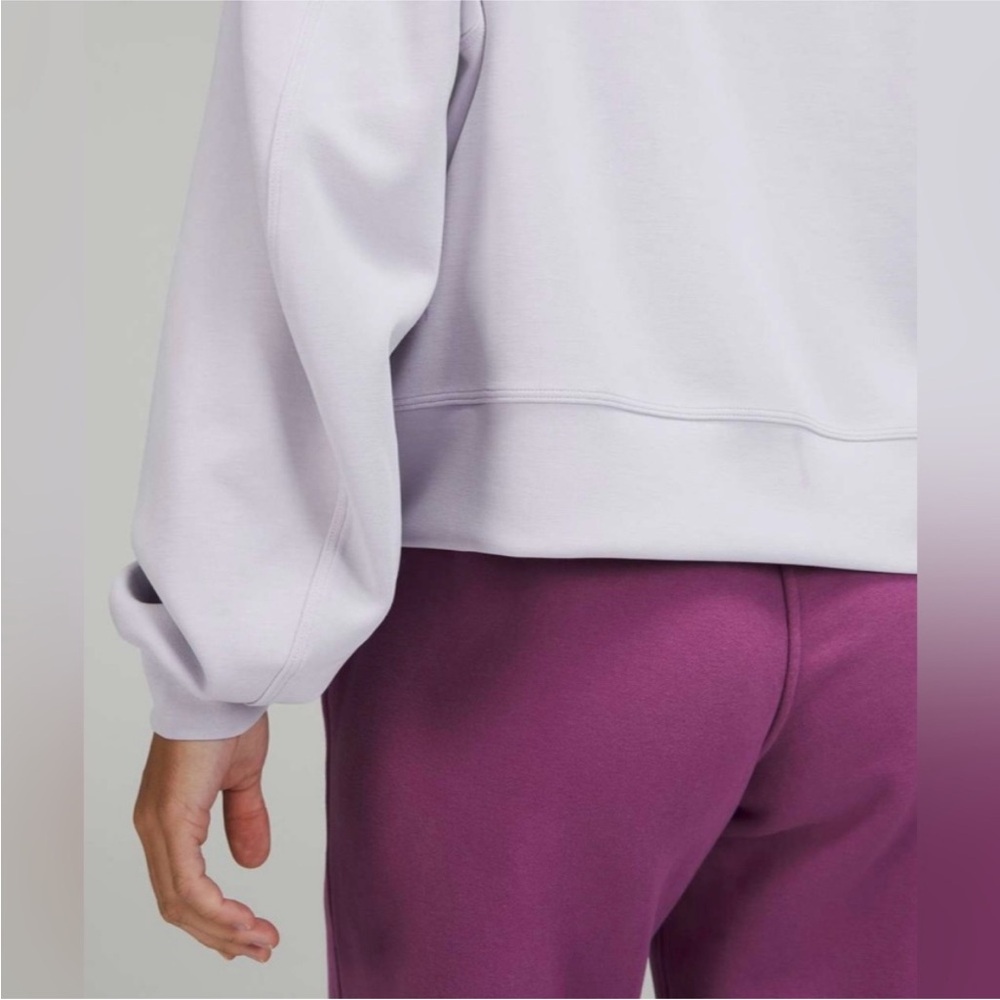 Lululemon Peleton Perfectly Oversized Softstreme Cropped Sweatshirt in Lilac - Picture 3 of 9